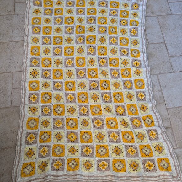 Vintage Granny Square Crochet Afghan Throw Blanket Retro 70's Grandma